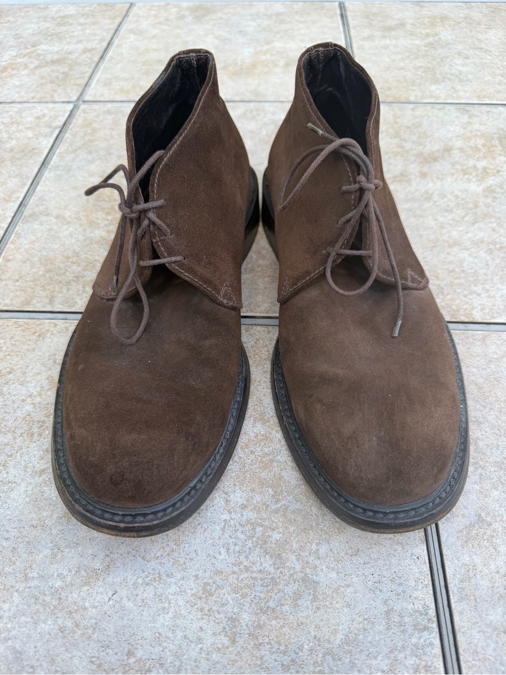 Ulissi Men's Brown Suede Chukka Boots